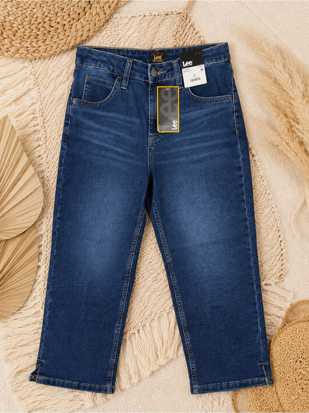 Lee | Women’s Relaxed Fit Deep Blue Capri Jeans Size 6 Cropped Denim [NWT]